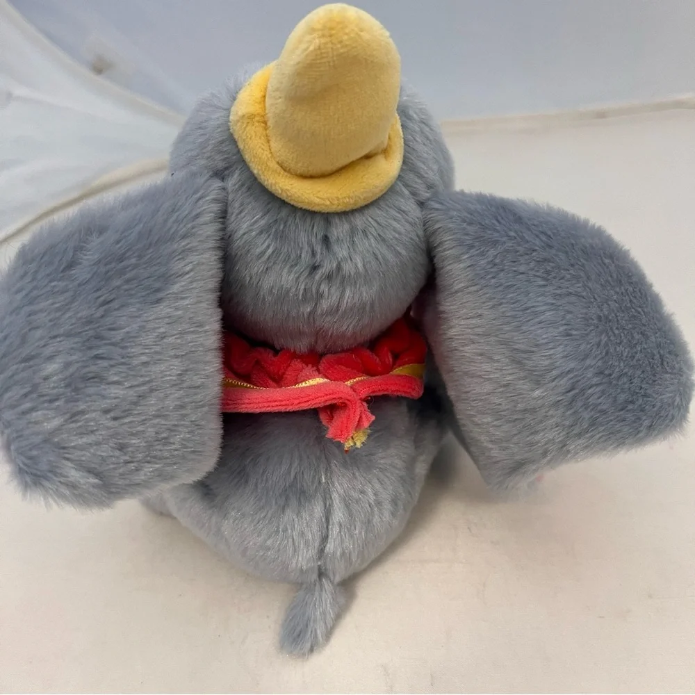 Disney Store Small Dumbo Elephant Plush Stuffed Animal Hoop Retail Store